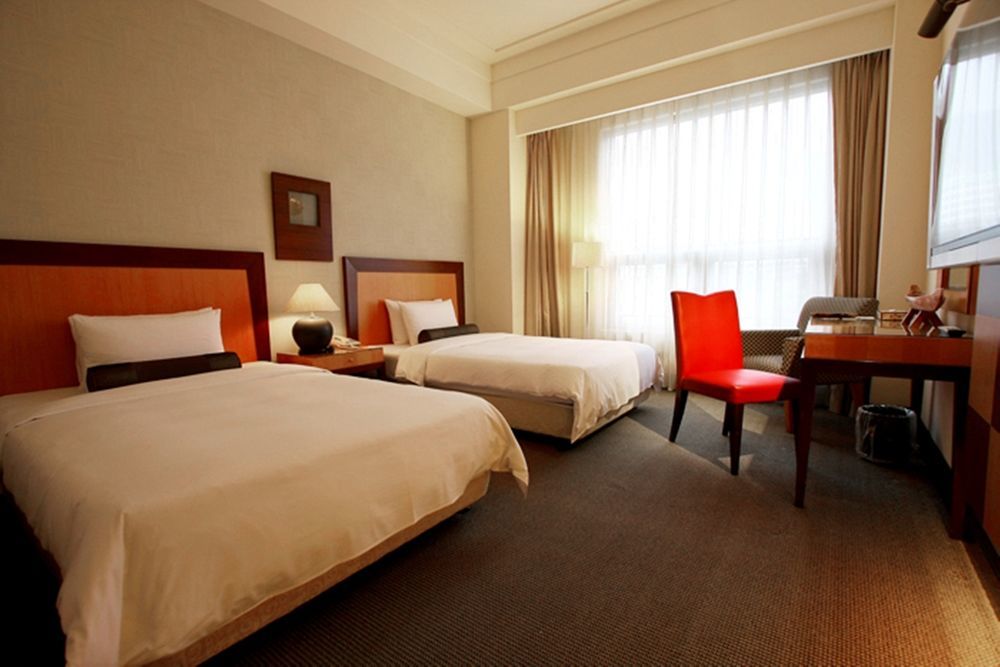 Hotel Les Champs Jiaoxi Exteriör bild